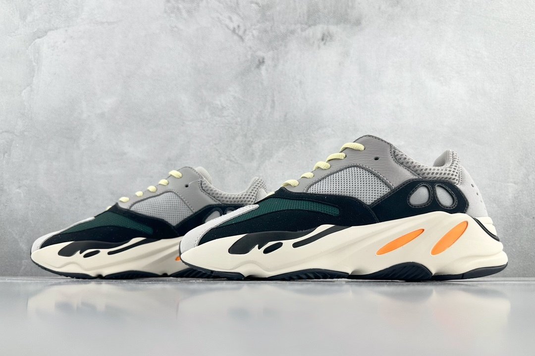 Кроссовки Adidas Originals Yeezy Boost 700 фото 5