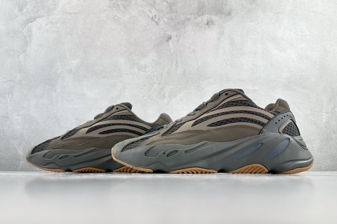 Кросівки Adidas Originals Yeezy Boost 700 фото 5