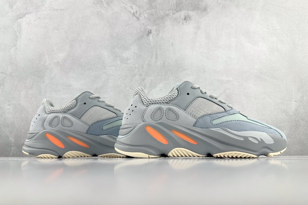 Кросівки Adidas Originals Yeezy Boost 700 фото 6
