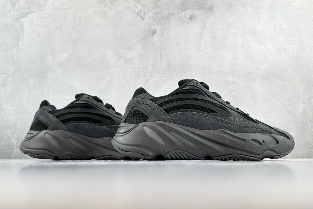 Кросівки Adidas Originals Yeezy Boost 700 фото 6