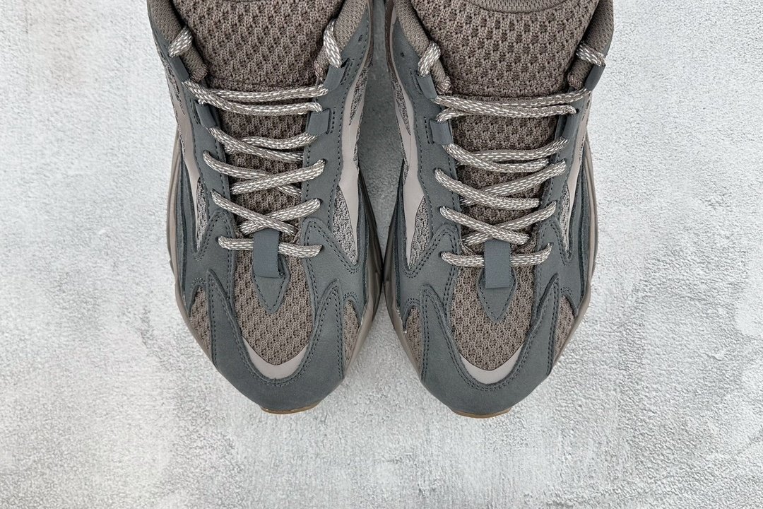 Кросівки Adidas Originals Yeezy Boost 700 фото 7