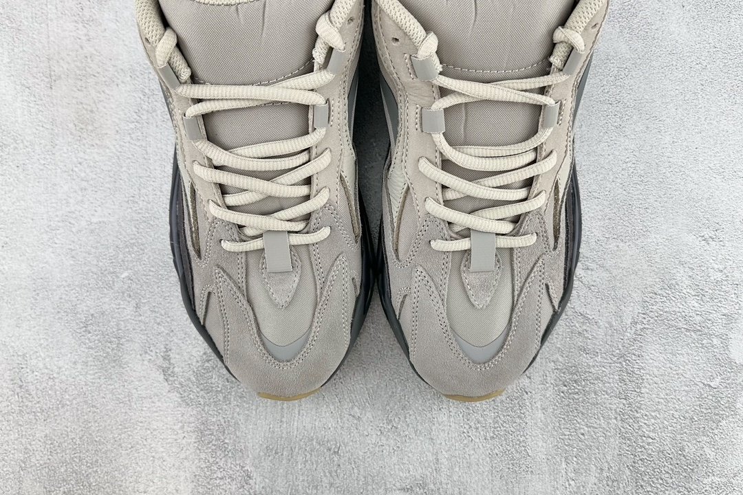 Sneakers Adidas Originals Yeezy Boost 700 фото 7