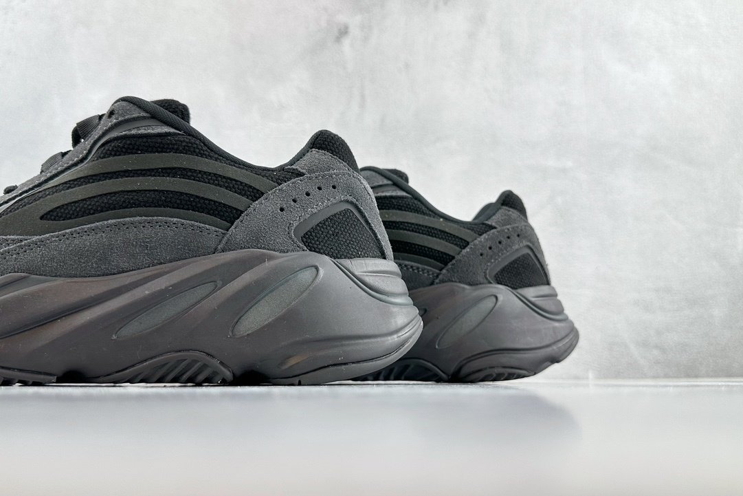 Кросівки Adidas Originals Yeezy Boost 700 фото 8