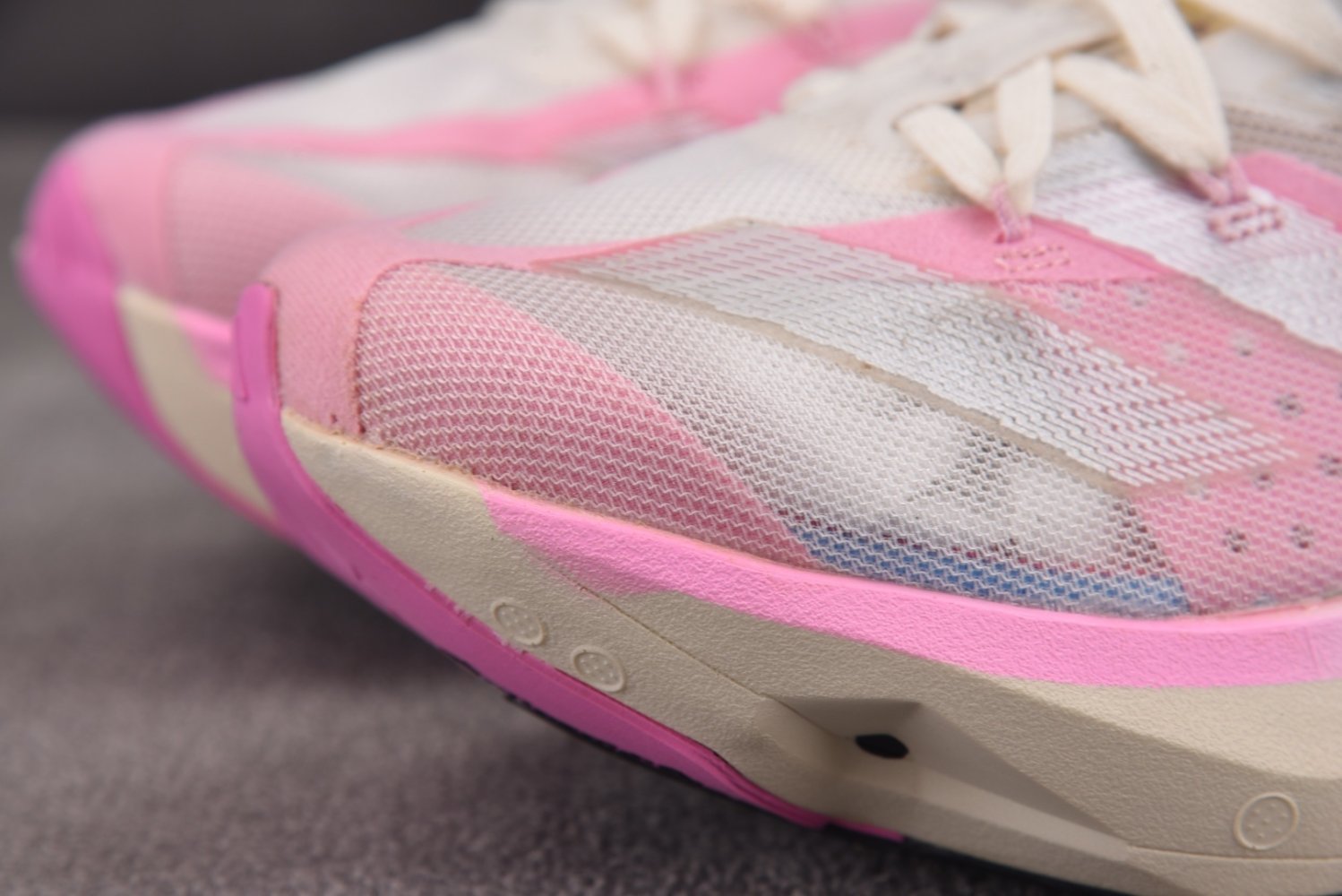 Кроссовки Adizero Adios Pro 3 Sakura фото 11