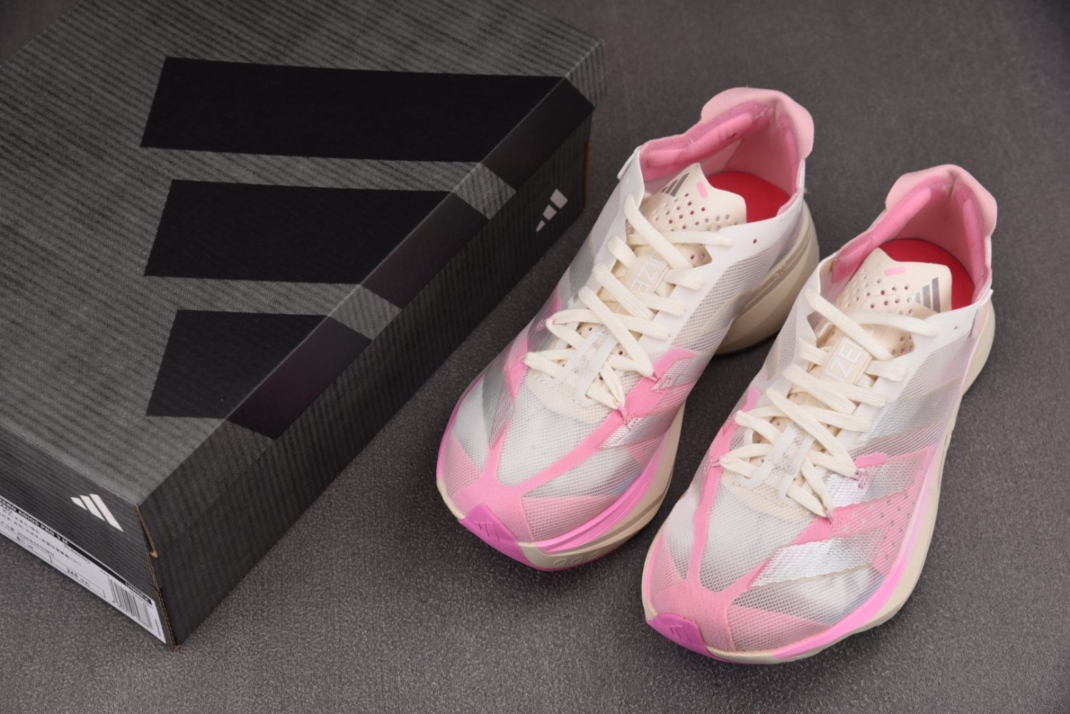 Кроссовки Adizero Adios Pro 3 Sakura фото 7