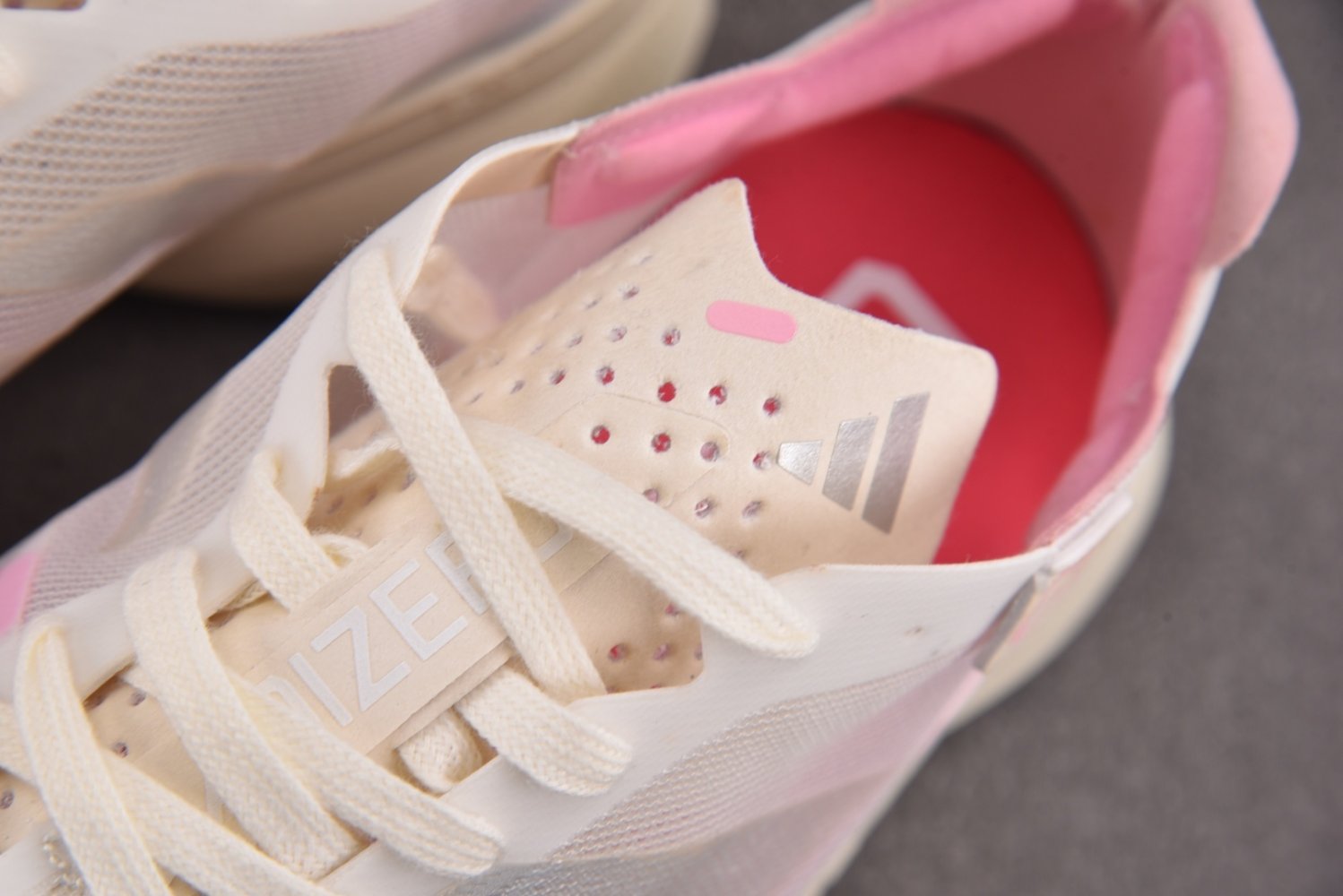 Кроссовки Adizero Adios Pro 3 Sakura фото 9