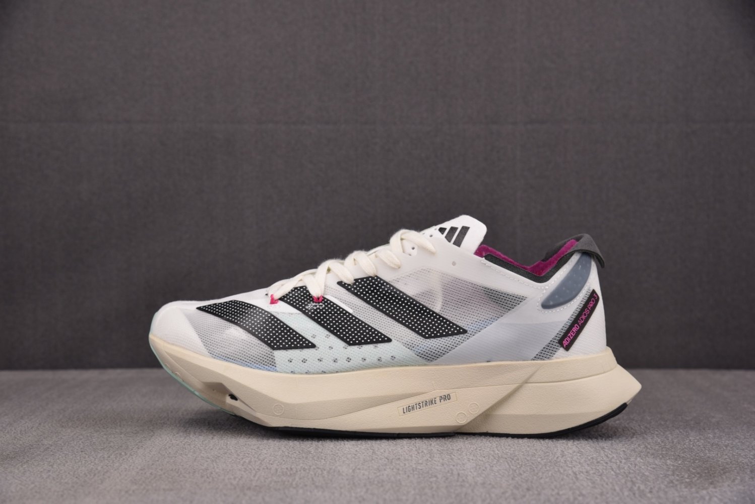 Кроссовки Adizero Adios Pro 3 White Night Metallic