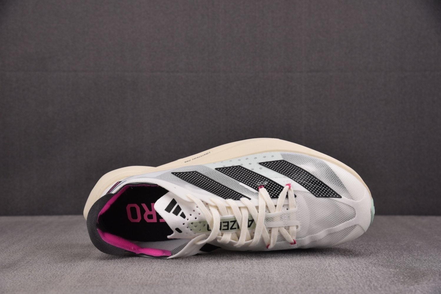 Кроссовки Adizero Adios Pro 3 White Night Metallic фото 3