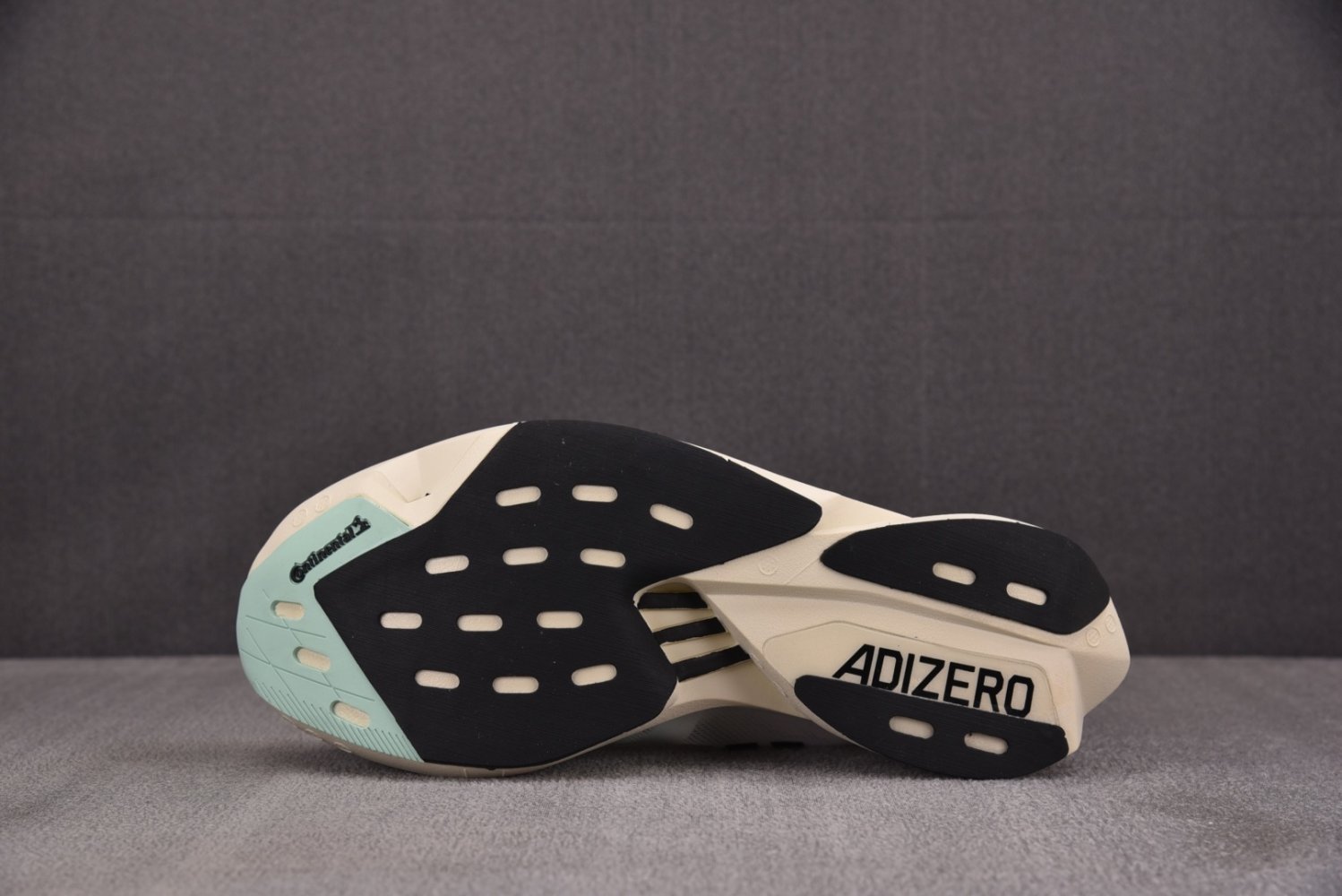 Кроссовки Adizero Adios Pro 3 White Night Metallic фото 4