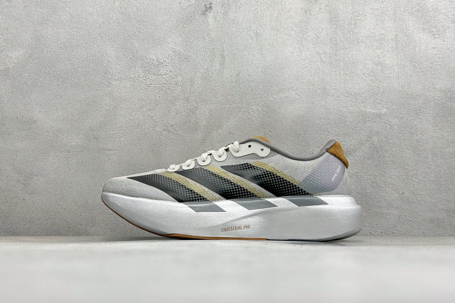 Кроссовки Adizero Evo SL