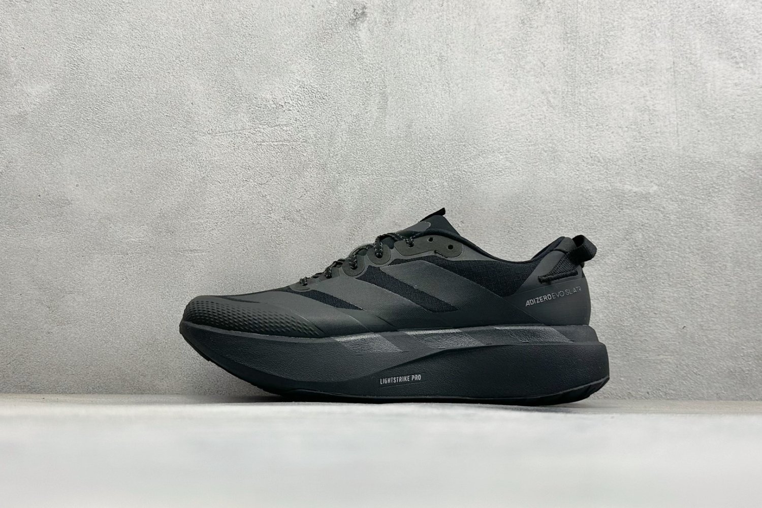 Кроссовки Adizero Evo