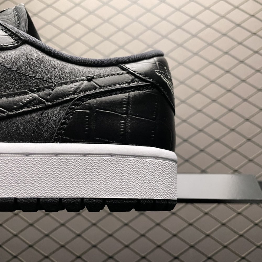 Кросівки Air Jordan 1 Low Golf фото 4