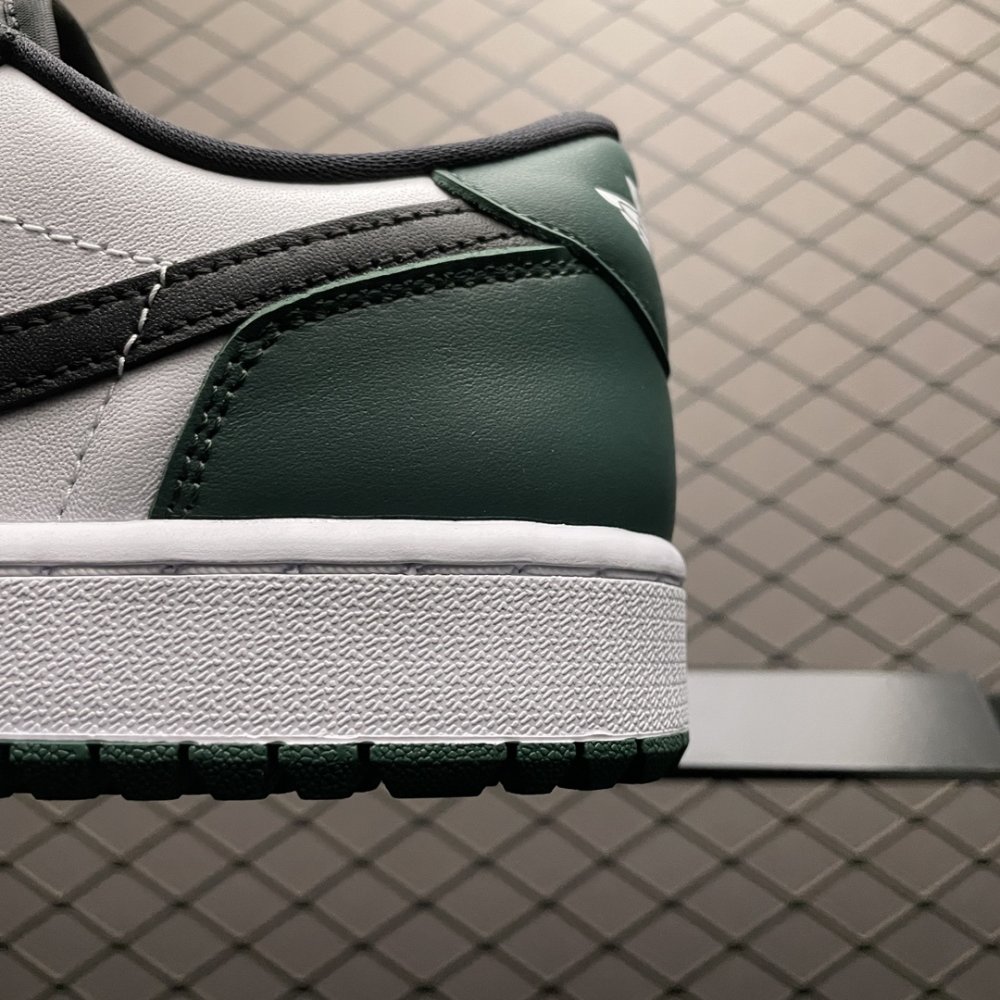 Кроссовки Air Jordan 1 Low Golf фото 4