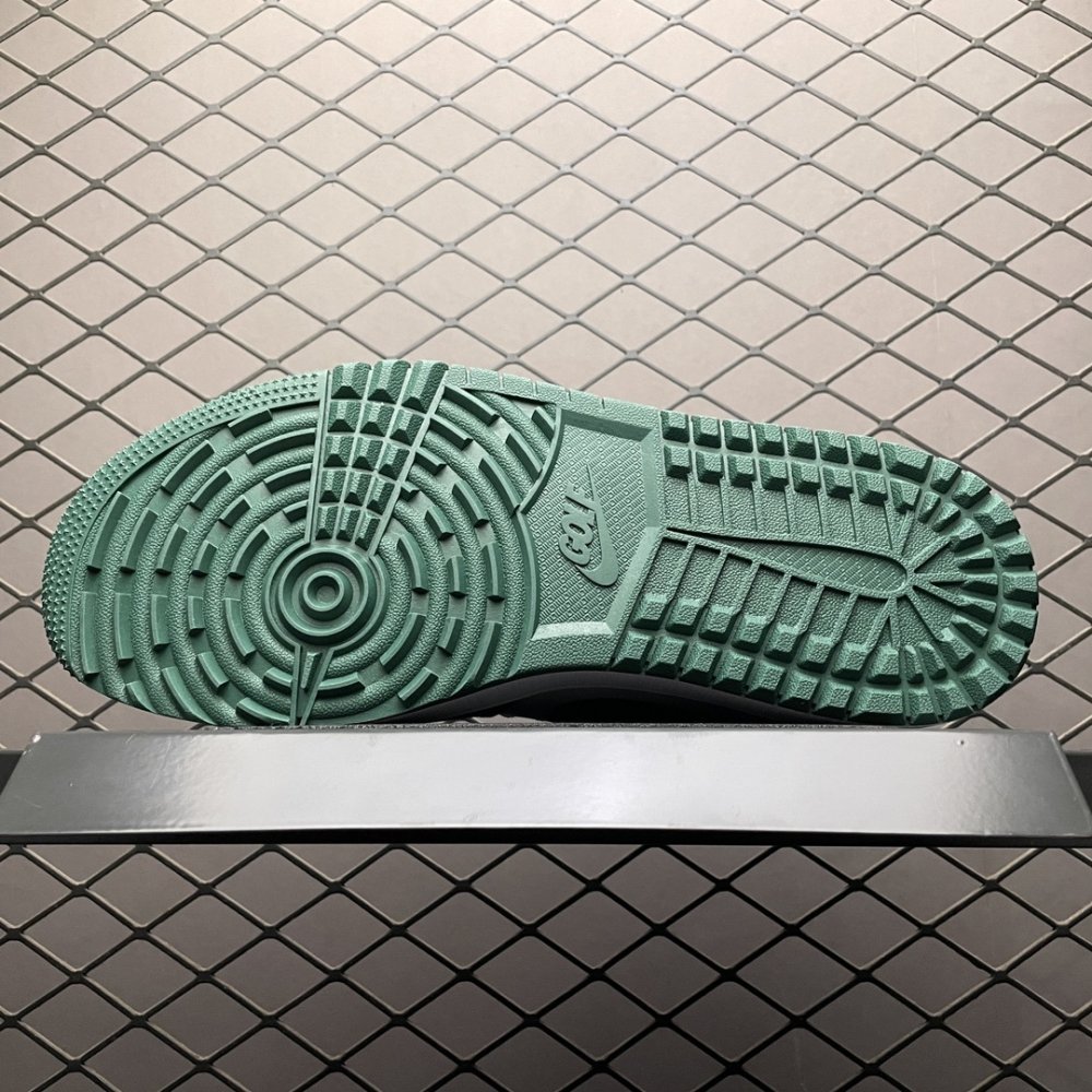 Кроссовки Air Jordan 1 Low Golf фото 5