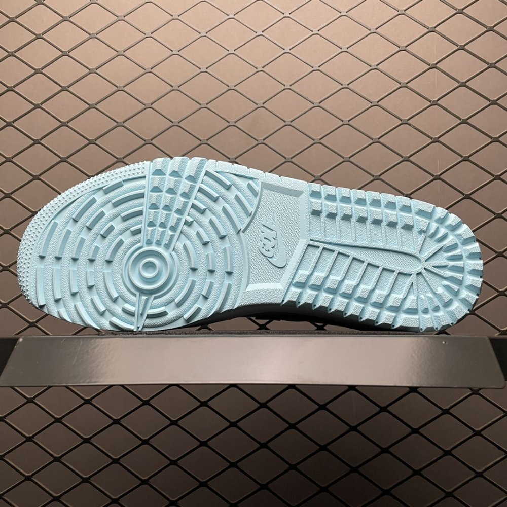 Кроссовки Air Jordan 1 Low Golf фото 5