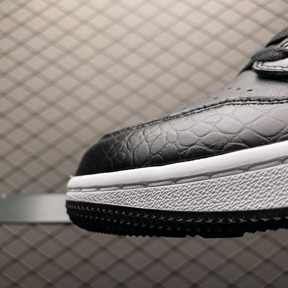 Кросівки Air Jordan 1 Low Golf фото 6