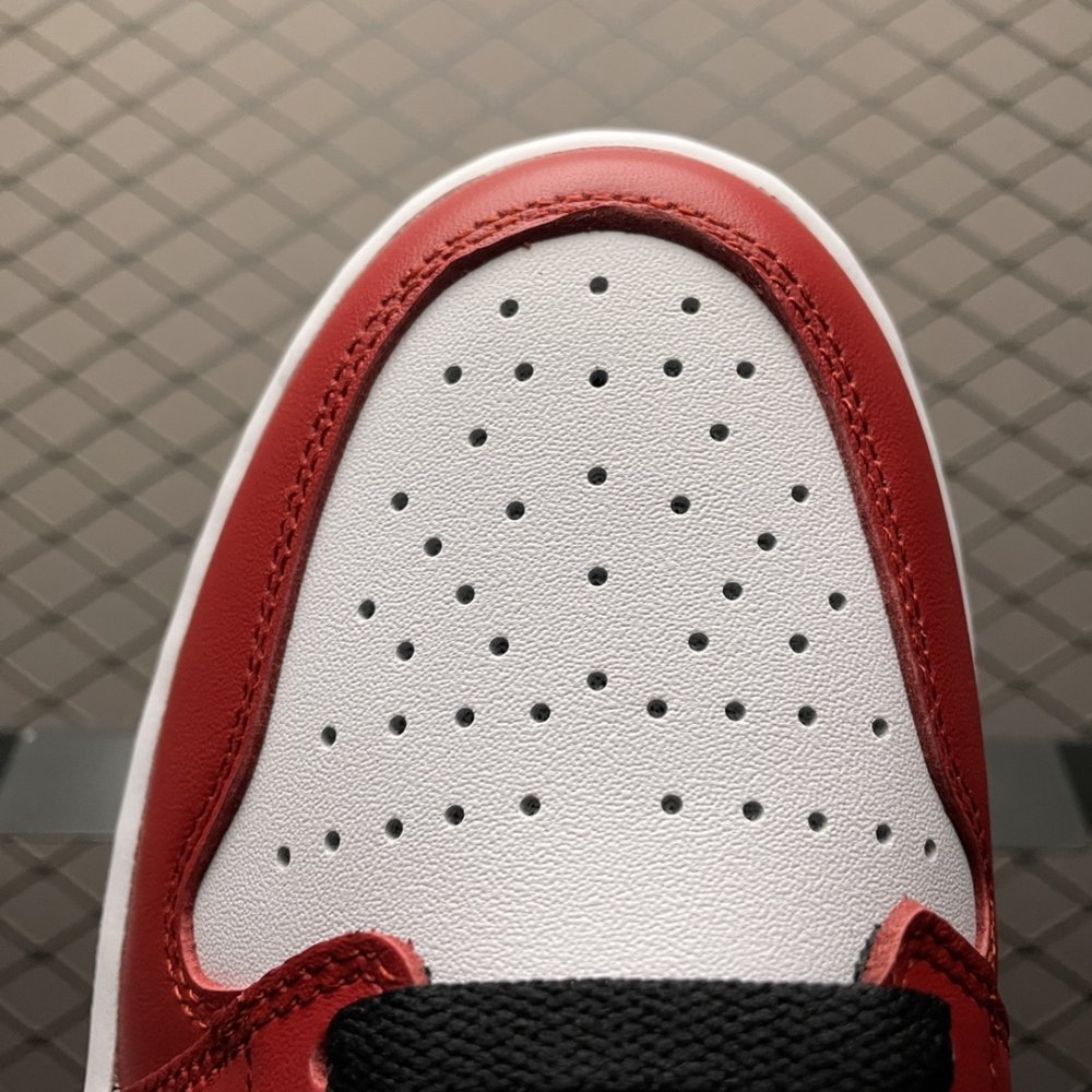 Кросівки Air Jordan 1 Low Golf фото 7