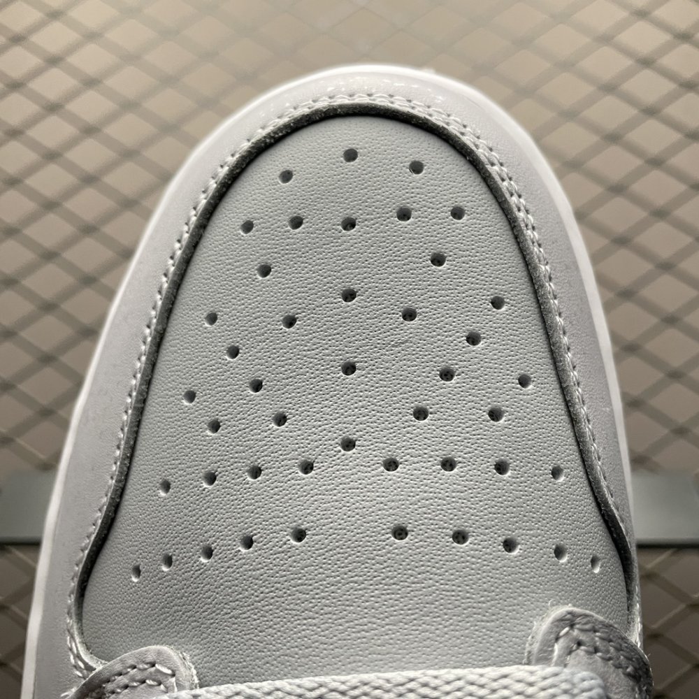 Кросівки Air Jordan 1 Low Golf фото 7