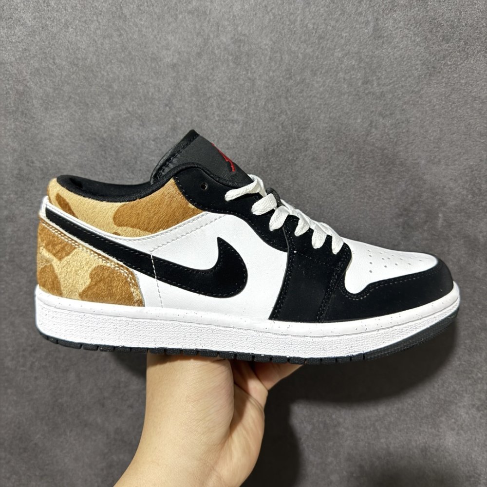 Кроссовки Air Jordan 1 Low SE