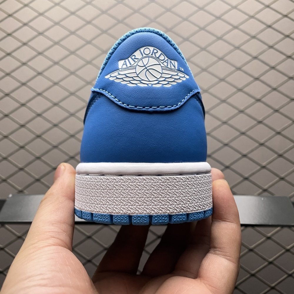 Кроссовки Air Jordan 1 Low фото 2