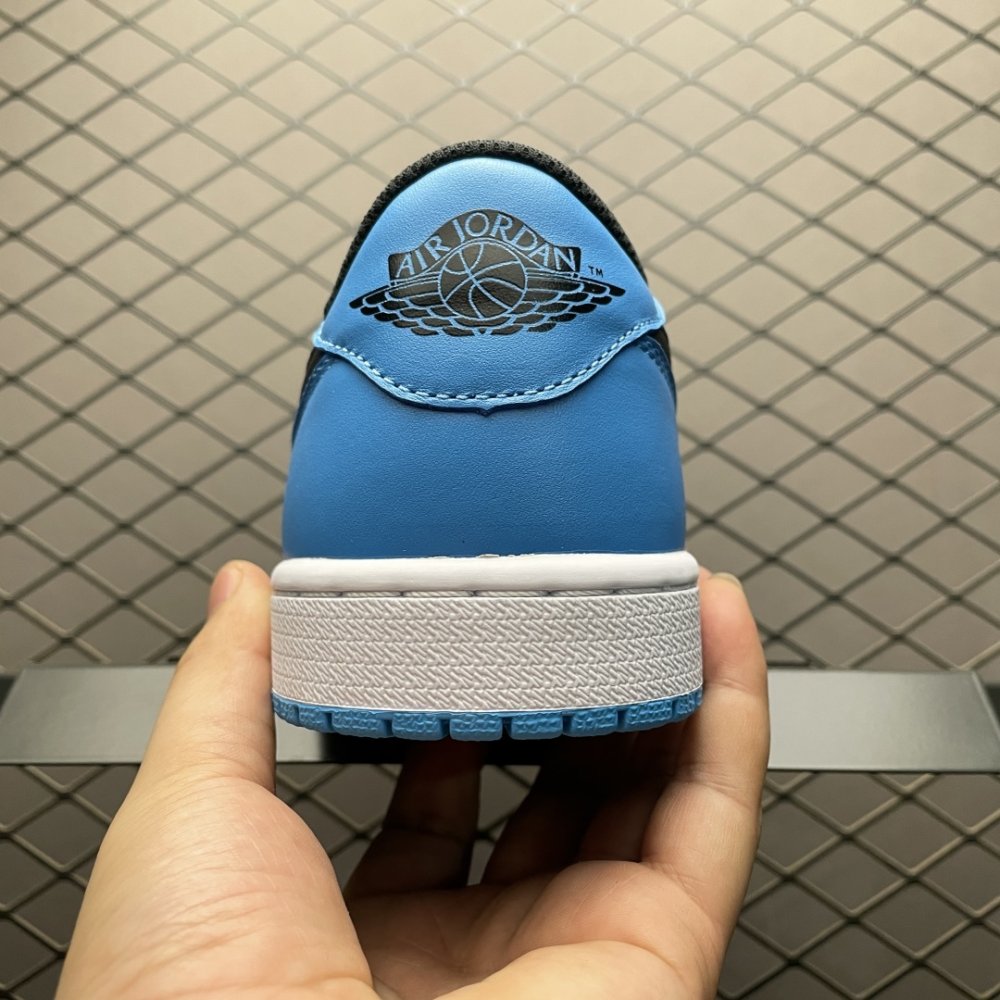 Кроссовки Air Jordan 1 Low фото 2