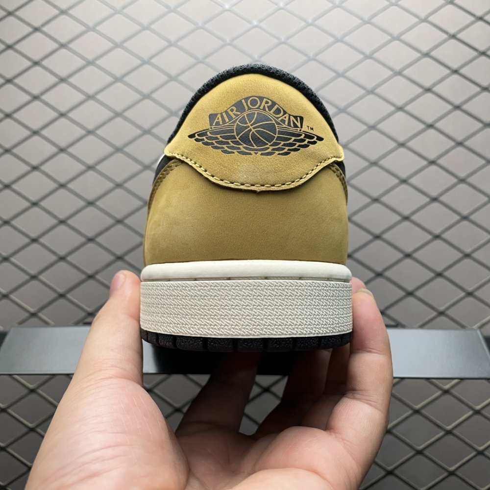 Кроссовки Air Jordan 1 Low фото 2