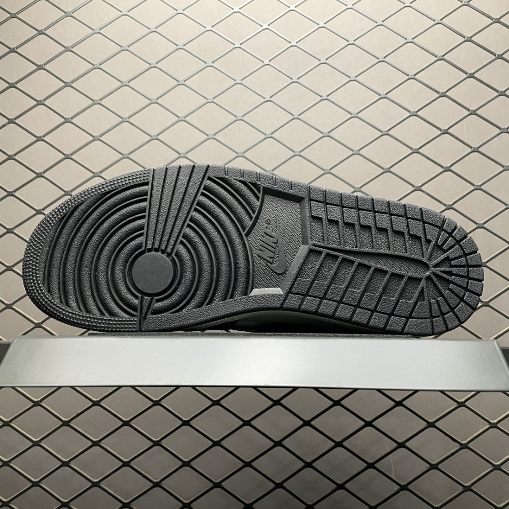 Кроссовки Air Jordan 1 Low фото 5