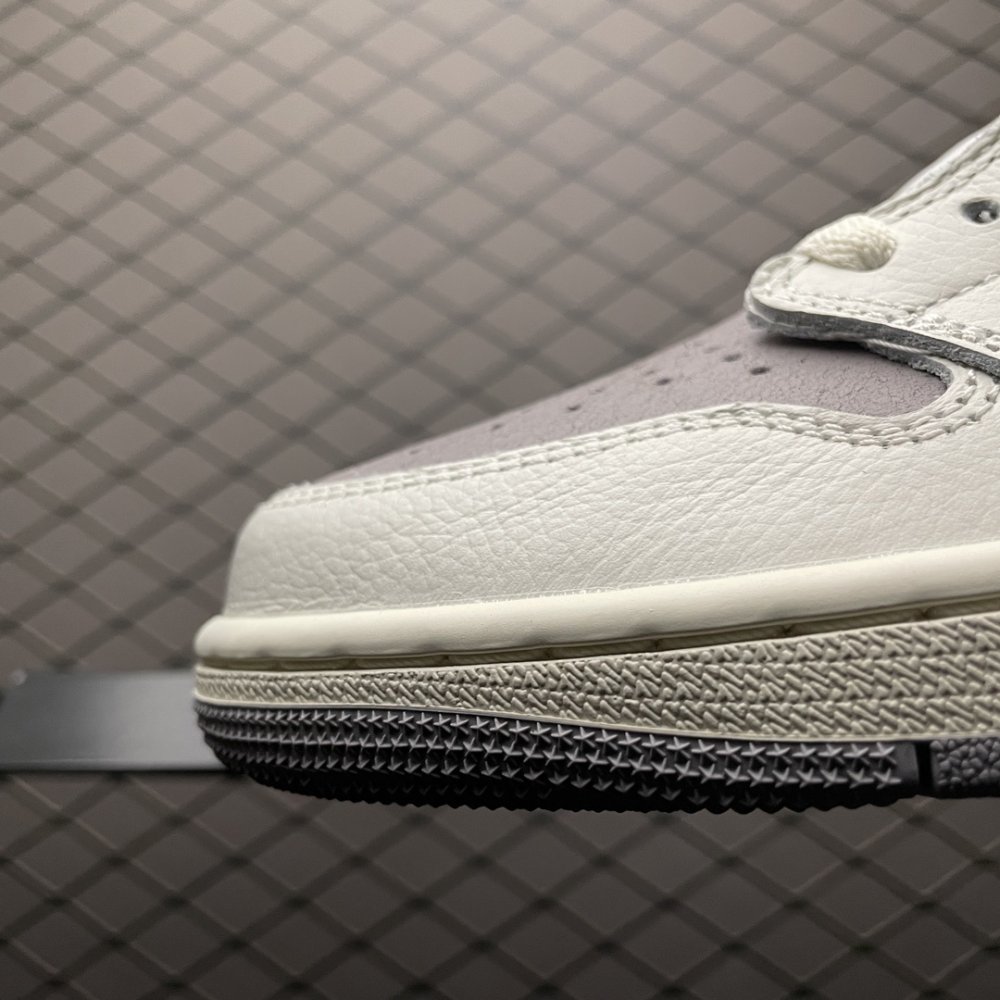 Кроссовки Air Jordan 1 Low фото 6