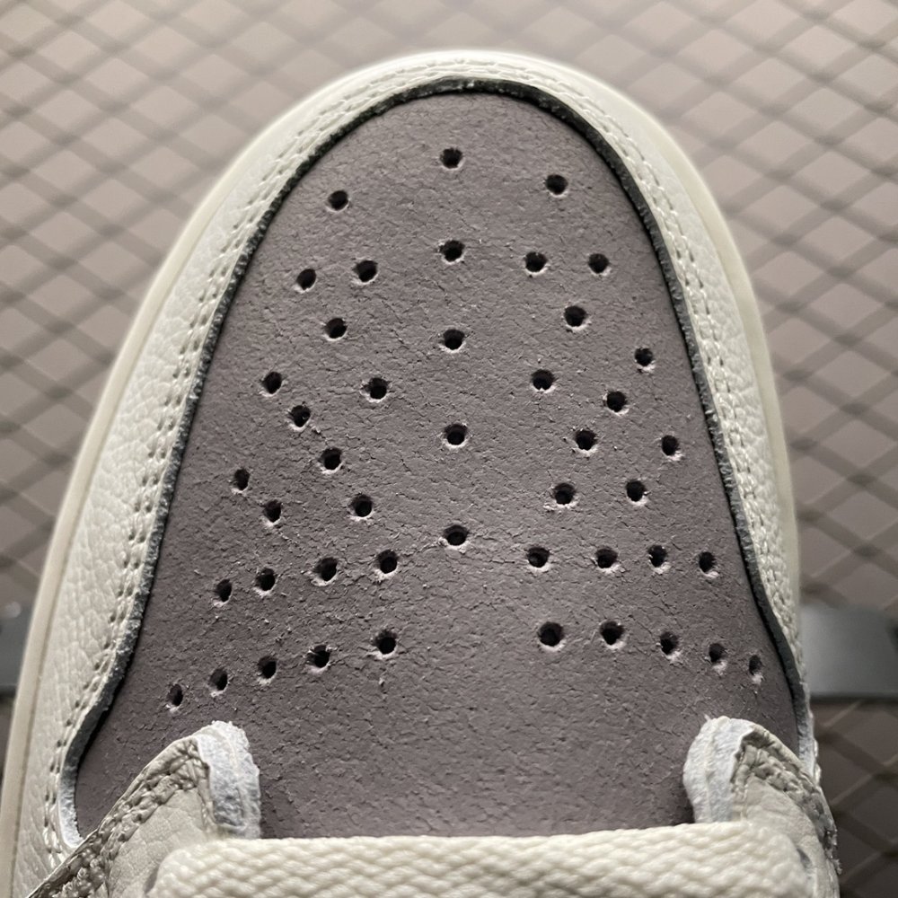 Кроссовки Air Jordan 1 Low фото 7