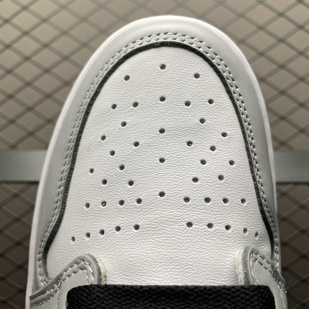 Кроссовки Air Jordan 1 Low фото 7