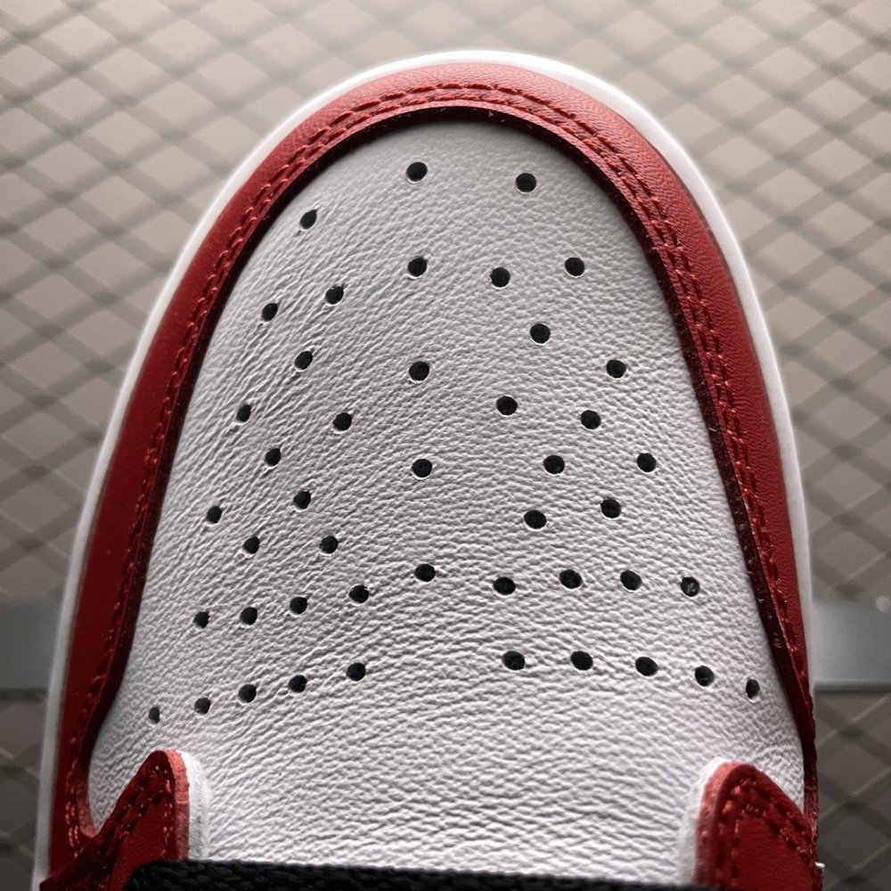 Кроссовки Air Jordan 1 Low фото 7