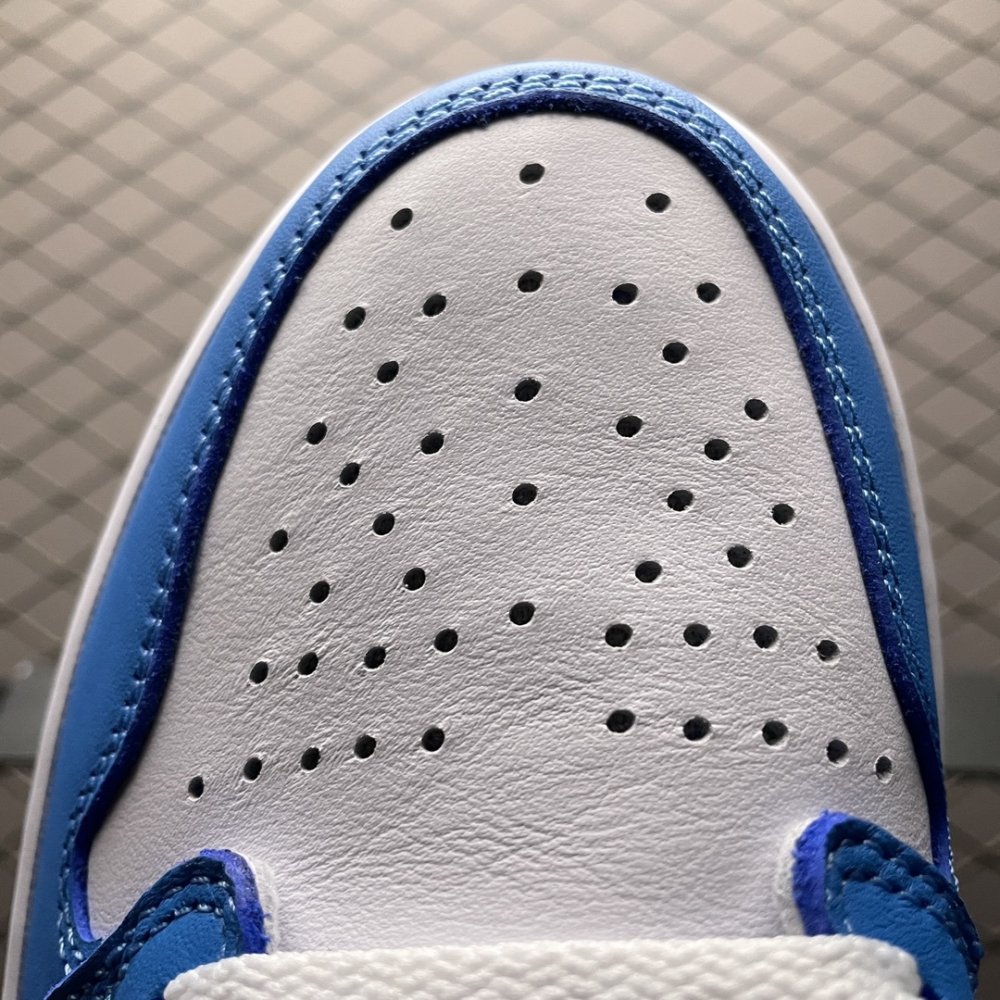 Кроссовки Air Jordan 1 Low фото 7