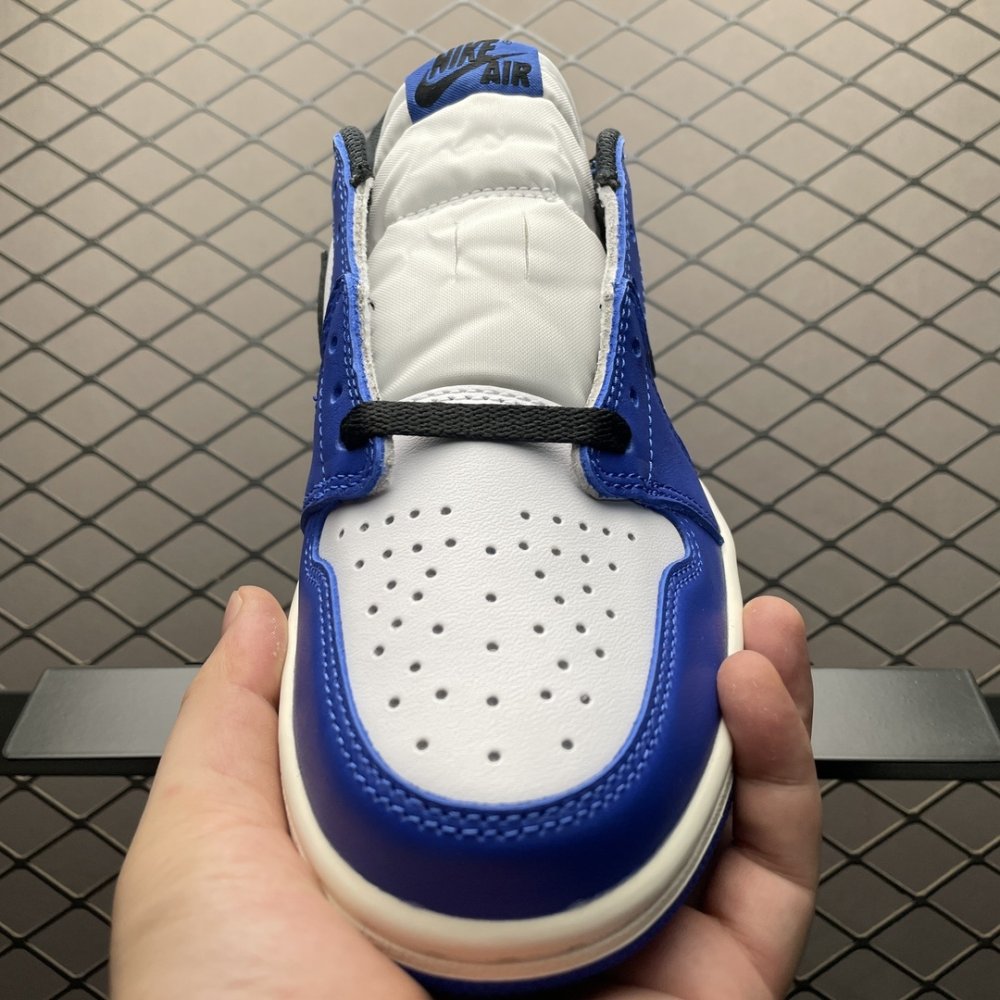 Кроссовки Air Jordan 1 Low фото 9