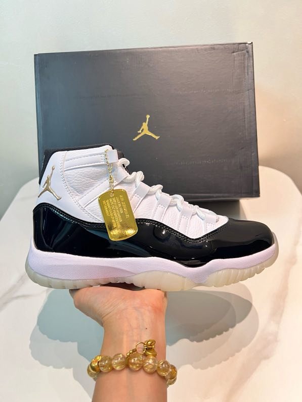 Кроссовки Air Jordan 11