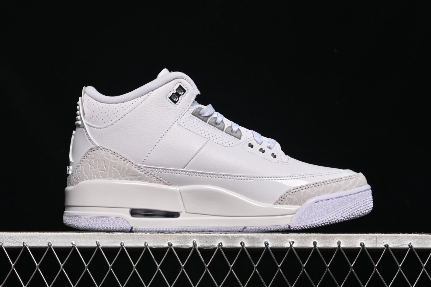 Кросівки Air Jordan 3 Retro Pure Money фото 2