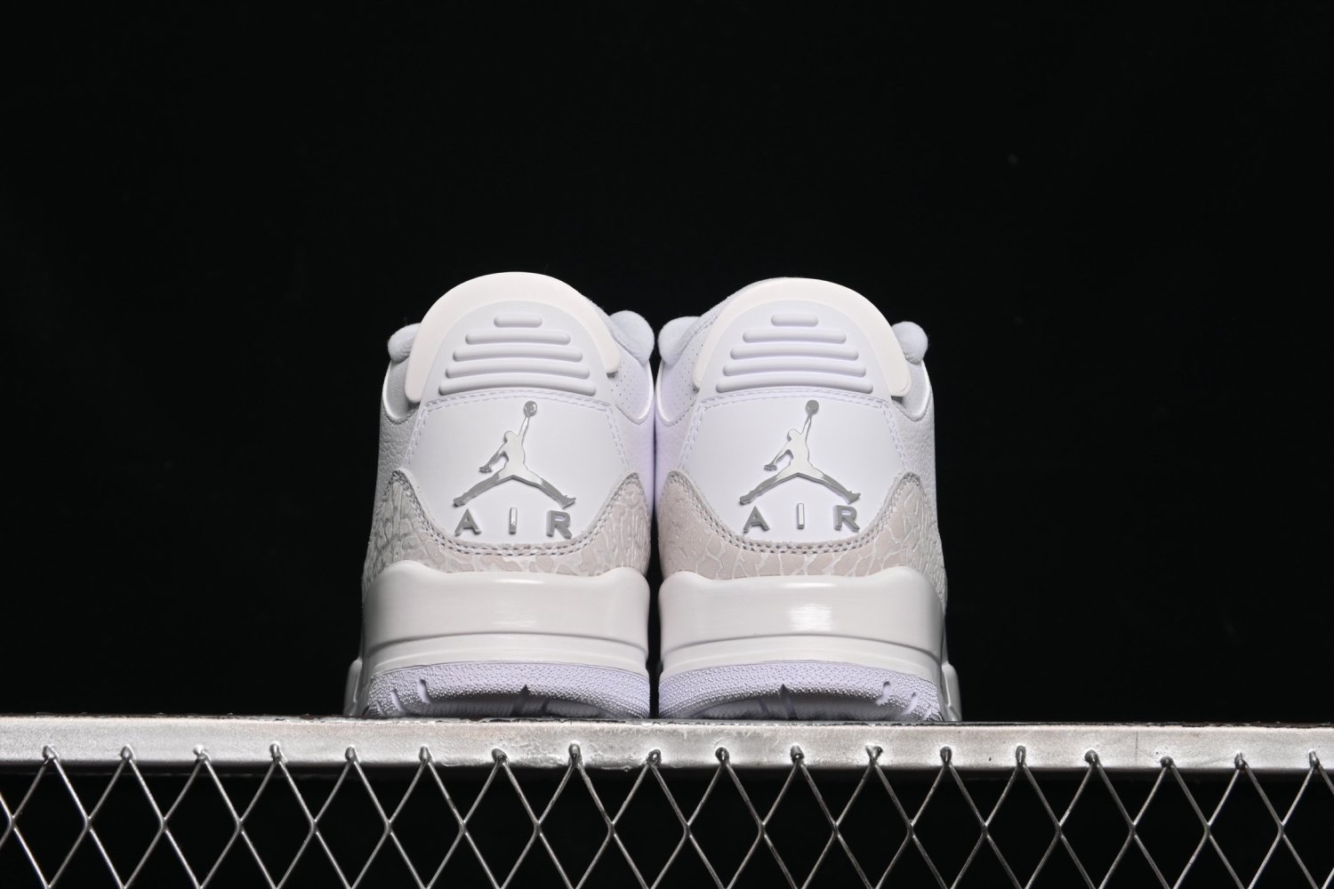 Кросівки Air Jordan 3 Retro Pure Money фото 6