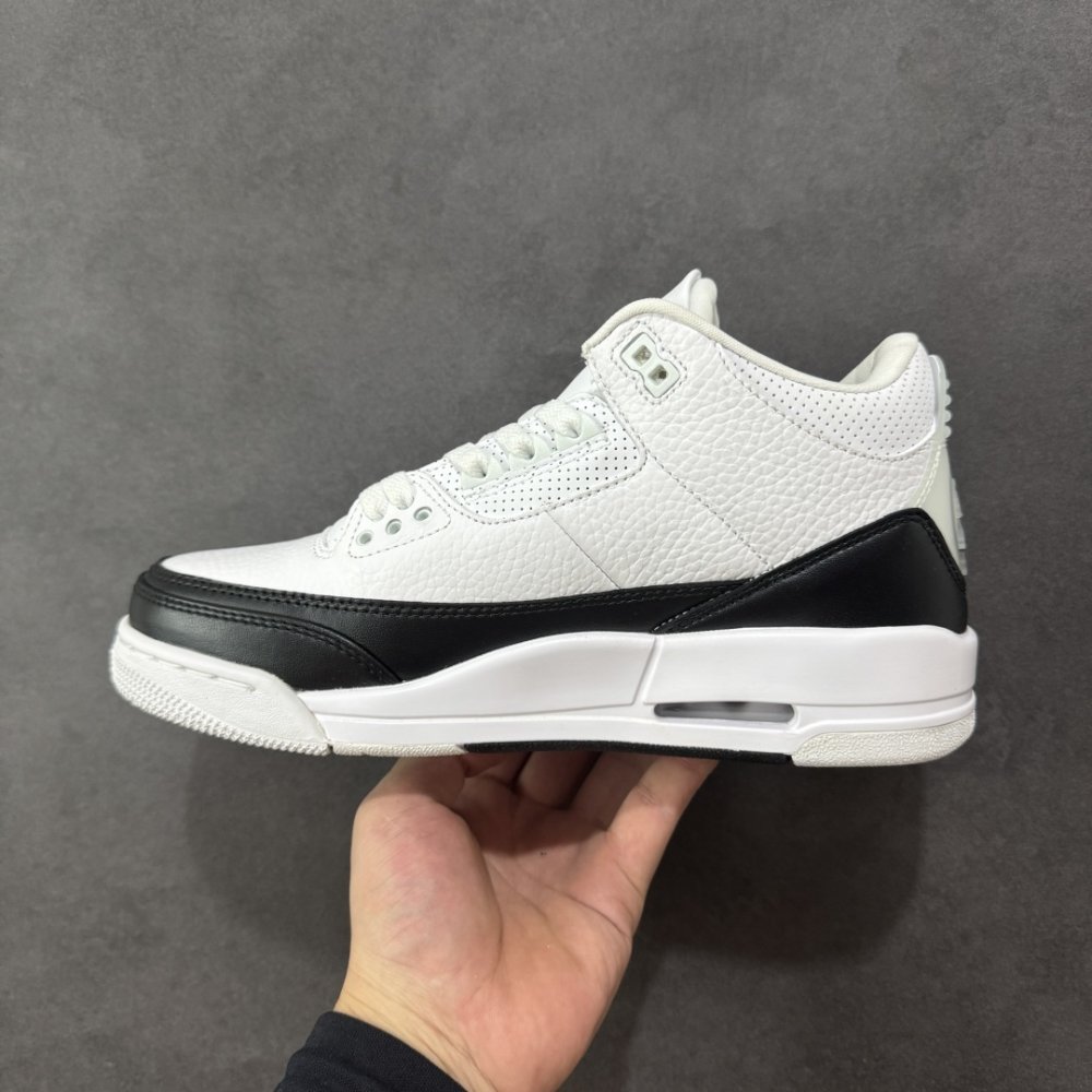 Кроссовки Air Jordan 3 фото 2