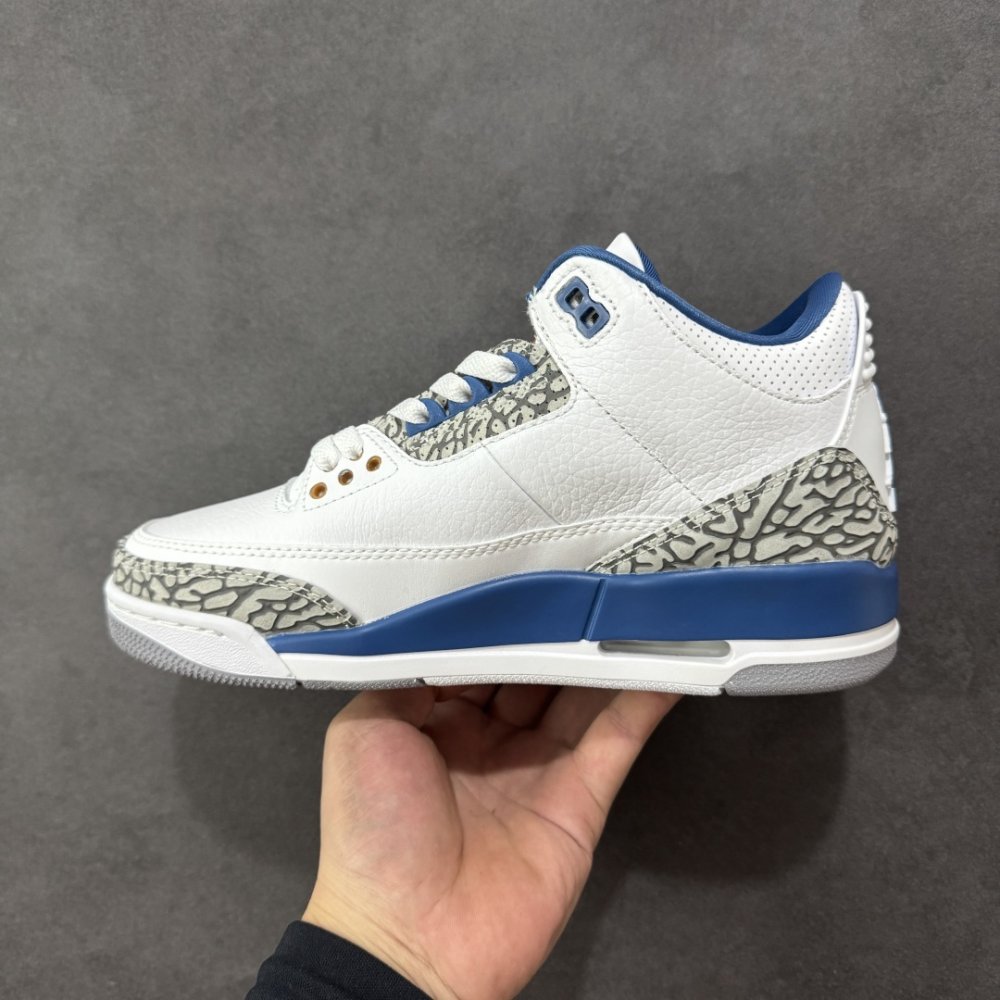Кроссовки Air Jordan 3 фото 2
