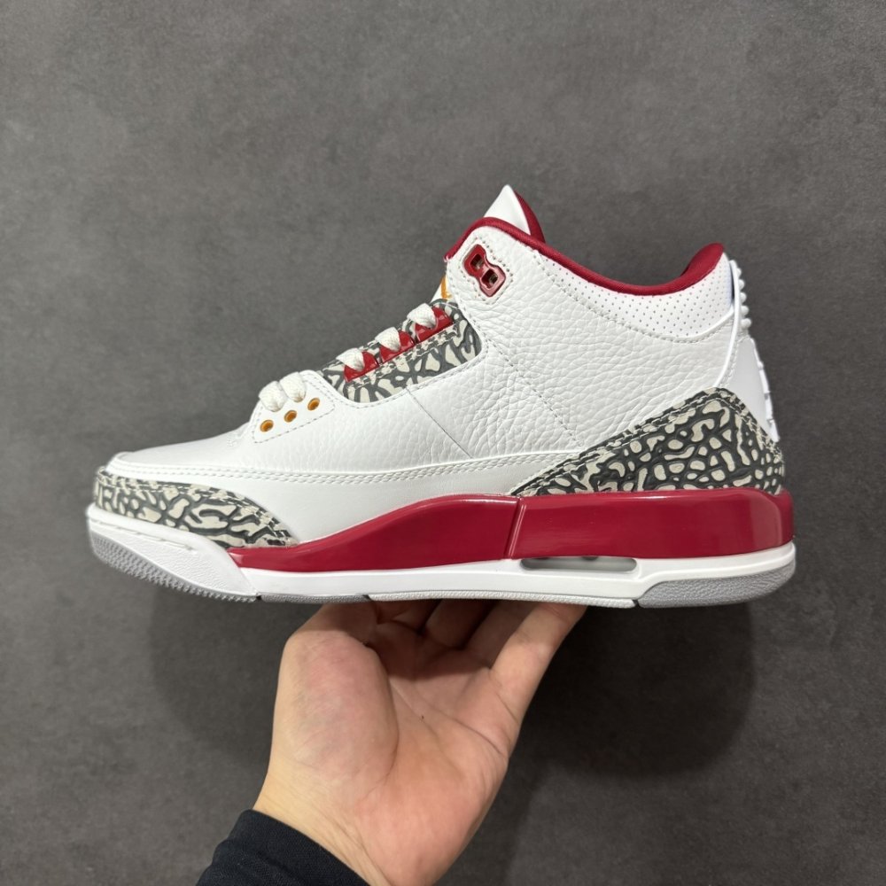 Кроссовки Air Jordan 3 фото 2