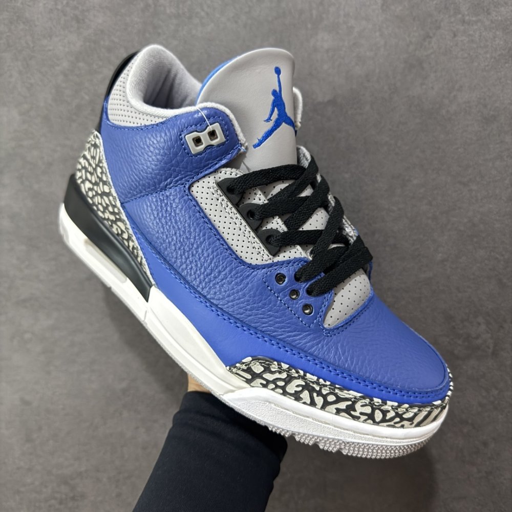 Кроссовки Air Jordan 3 фото 3