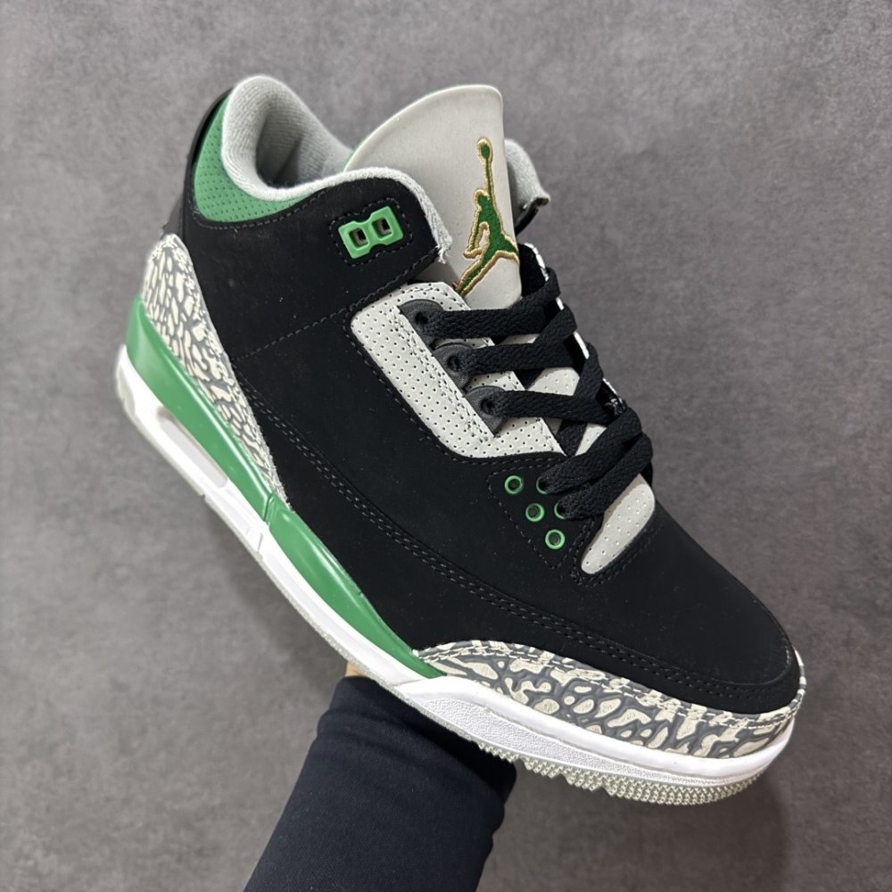 Кроссовки Air Jordan 3 фото 3