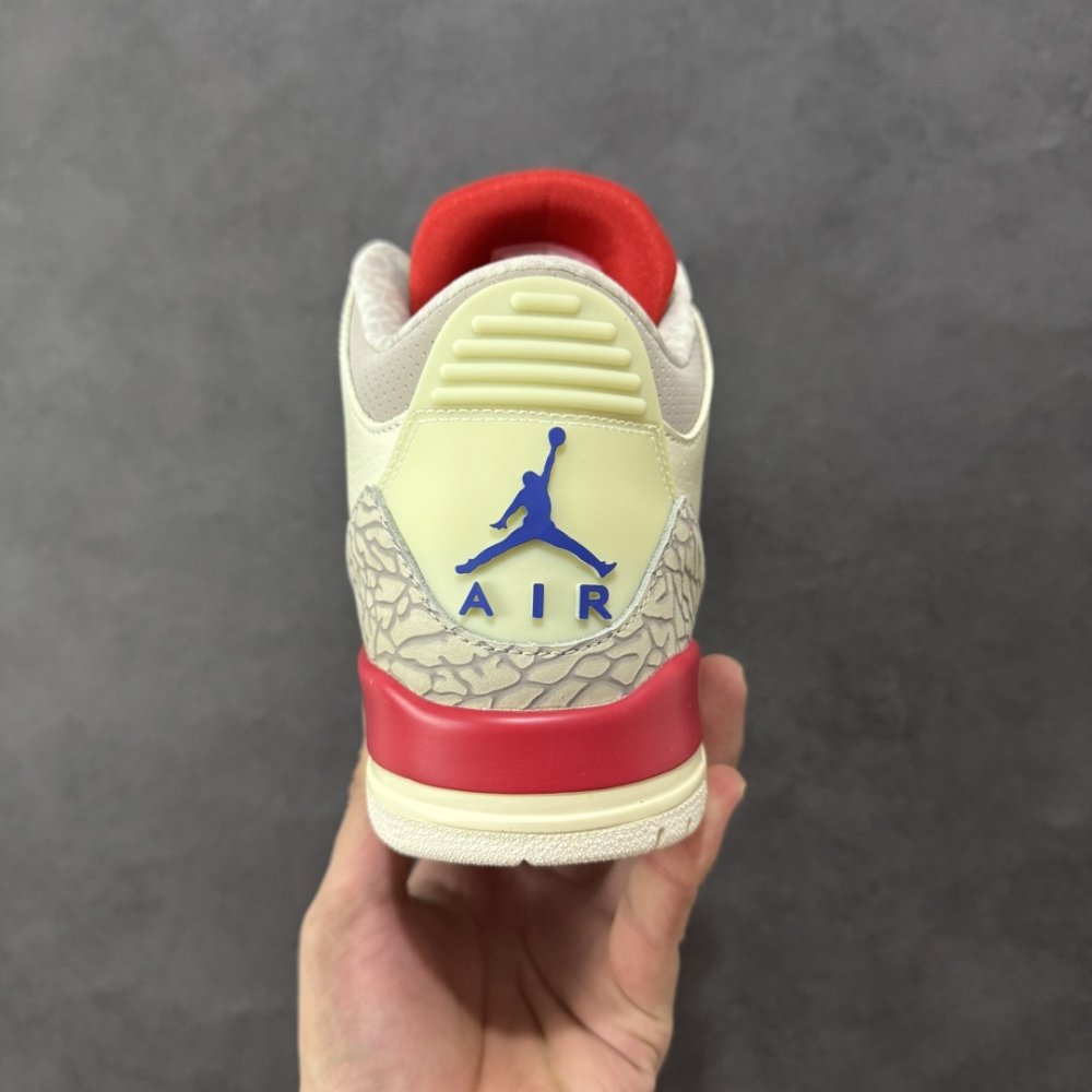 Кроссовки Air Jordan 3 фото 4