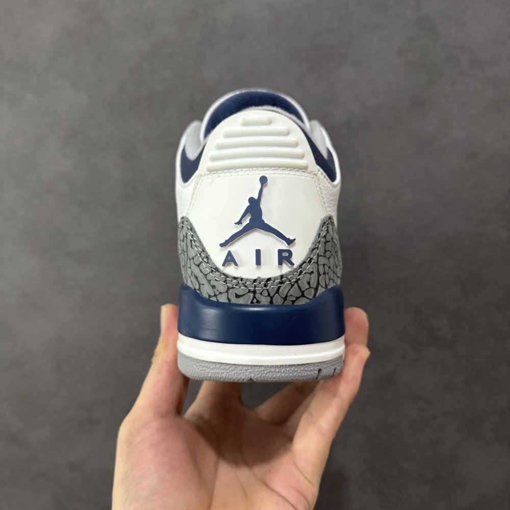 Кроссовки Air Jordan 3 фото 4