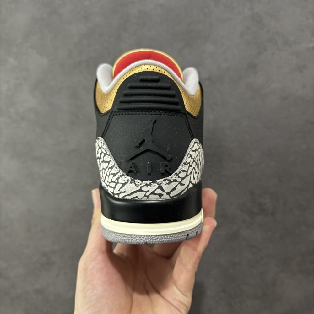 Кроссовки Air Jordan 3 фото 4