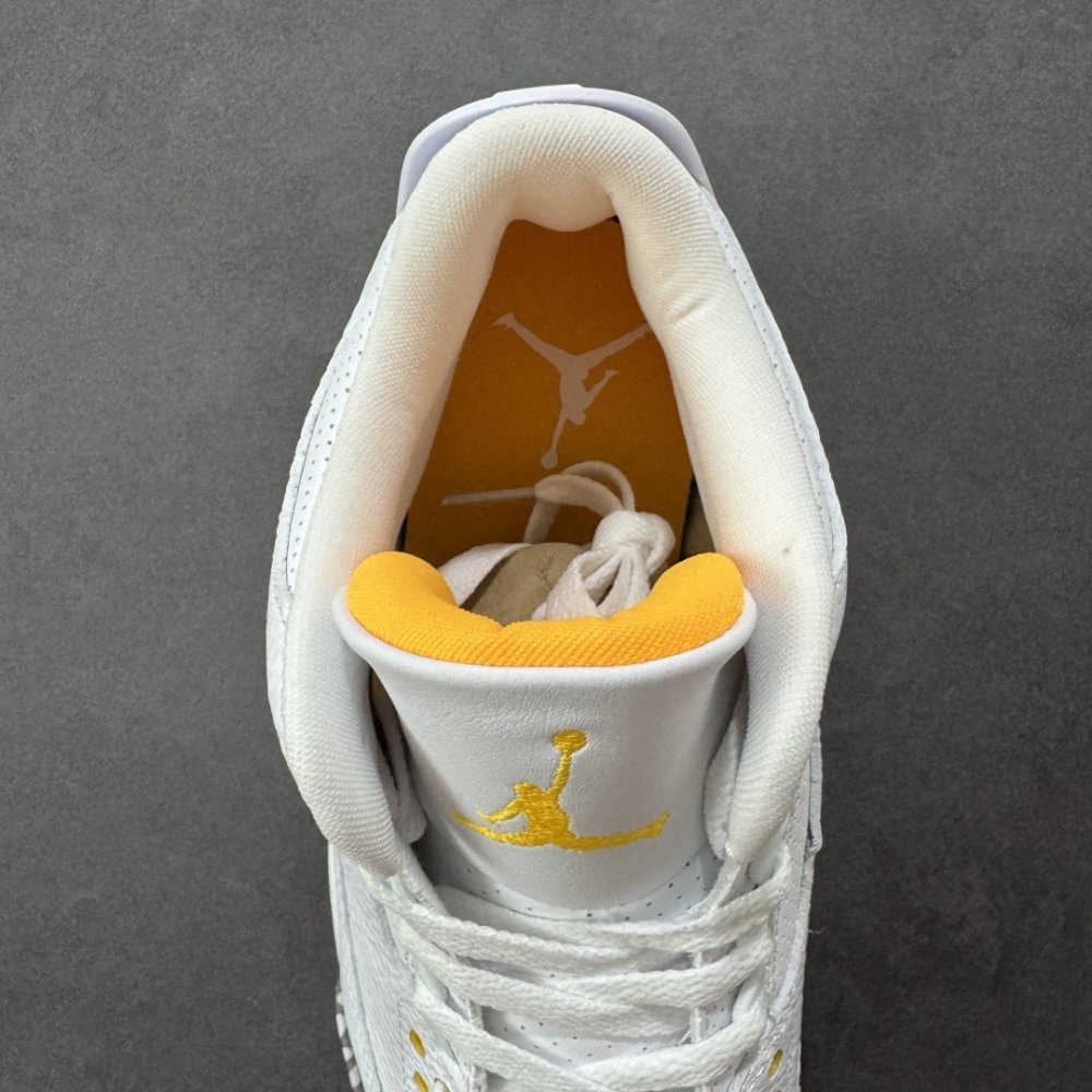 Кроссовки Air Jordan 3 фото 7