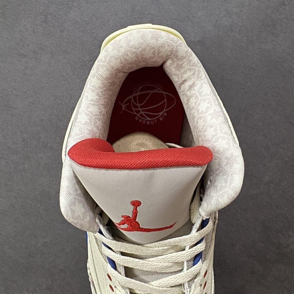 Кроссовки Air Jordan 3 фото 7