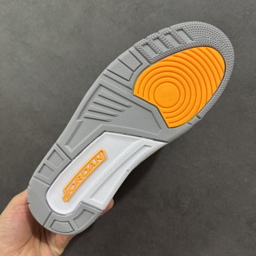 Кроссовки Air Jordan 3 фото 9