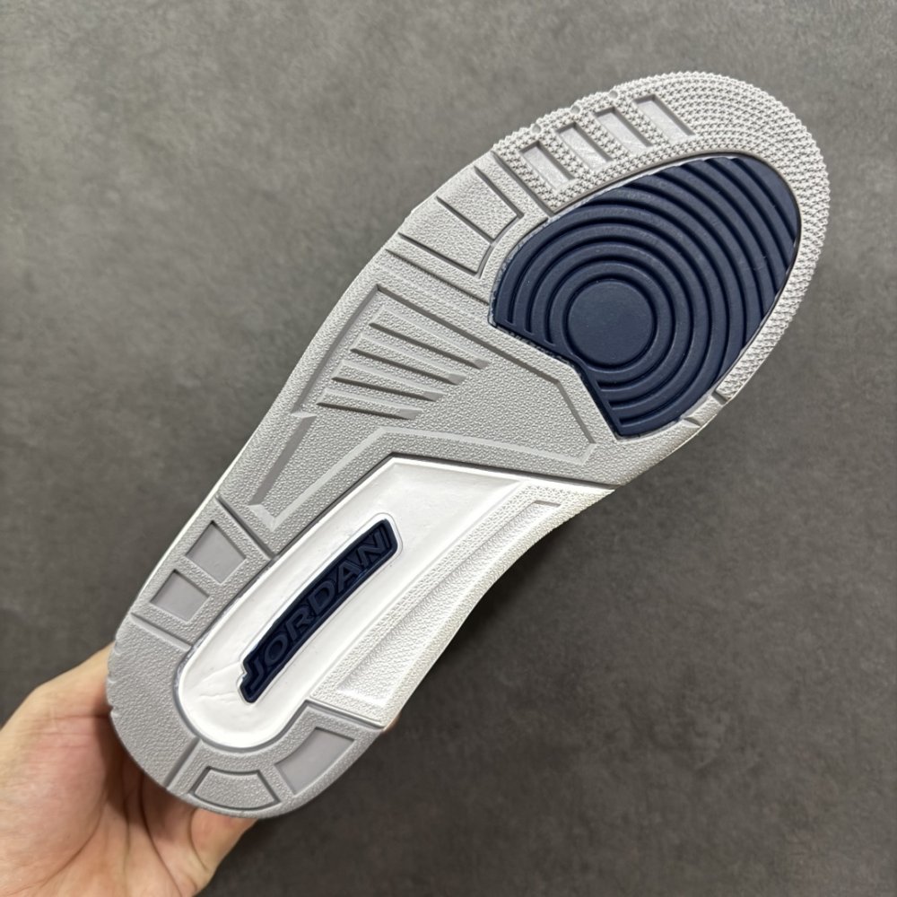 Кроссовки Air Jordan 3 фото 9