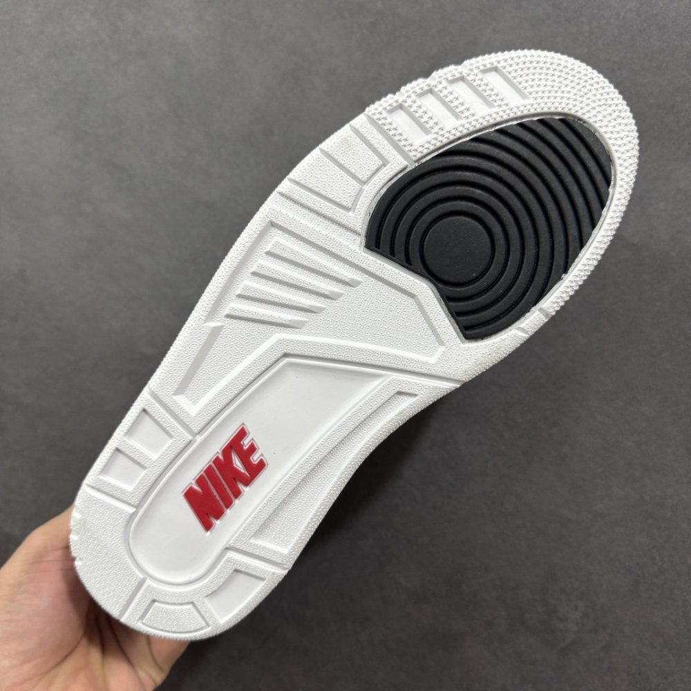 Кроссовки Air Jordan 3 фото 9