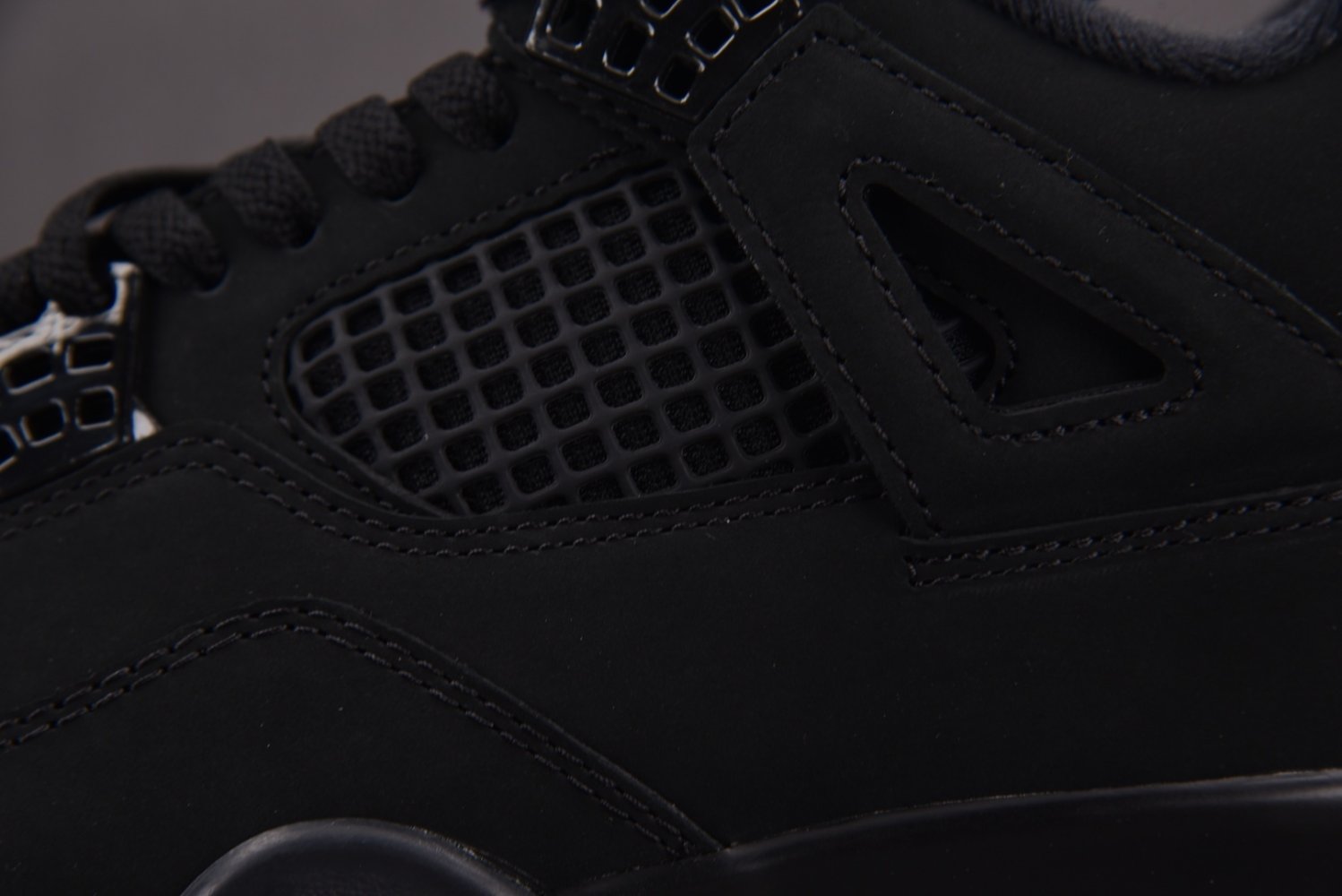 Кроссовки Air Jordan 4 Retro Black Cat фото 12